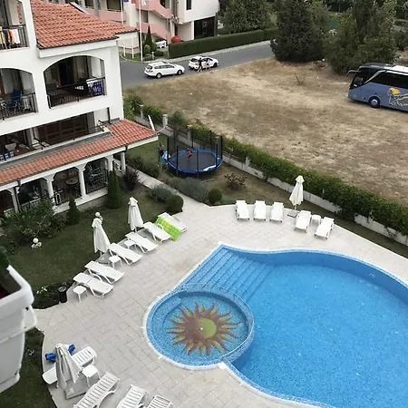 Chateau Del Mar Daire *